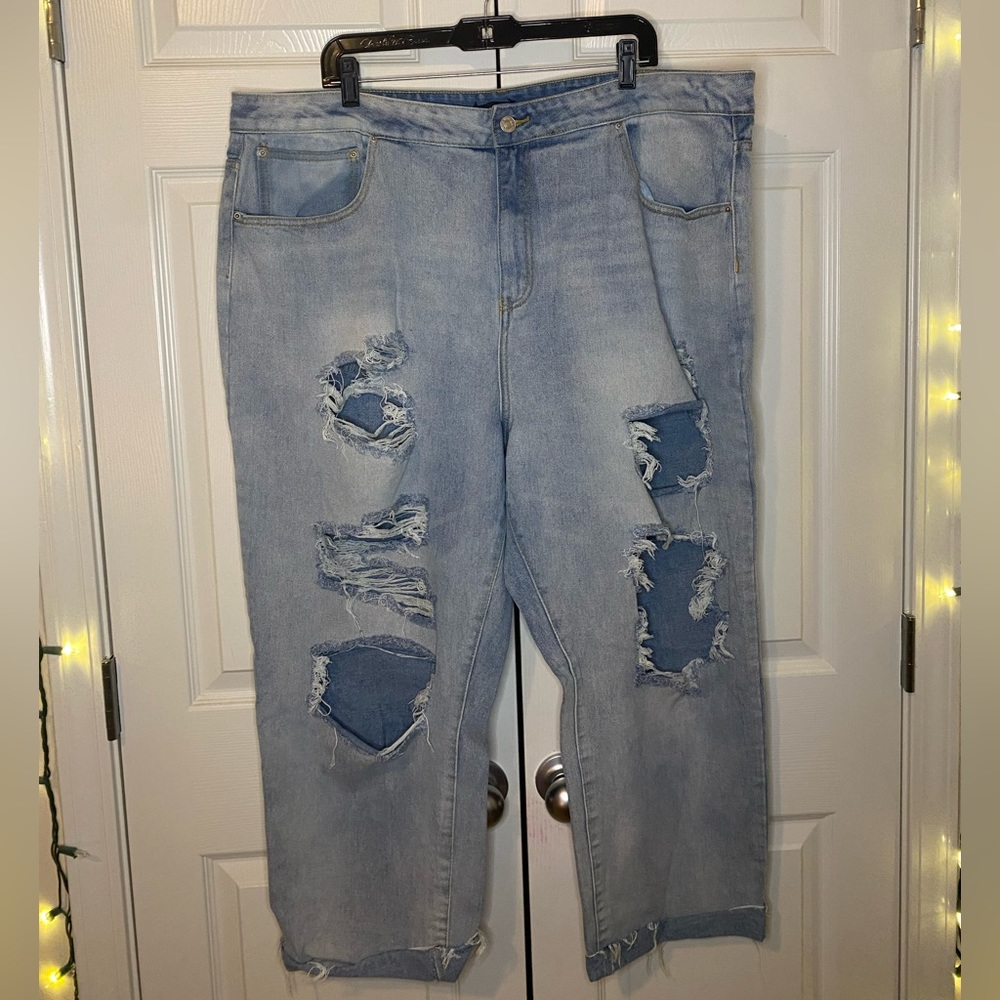 Distressed Mom Jeans by NastyGal - Size uk24 or US20
